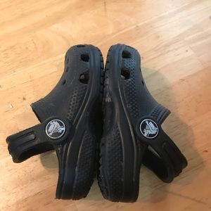 Toddler crocs 6c